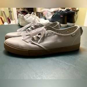 Reef Landis 2 size 10